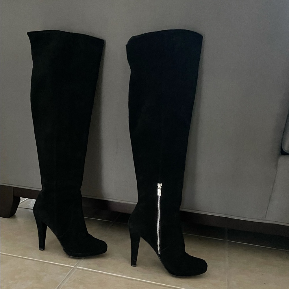 Michael Kors knee high black suede boots. Can also be worn cuffed and slouched.